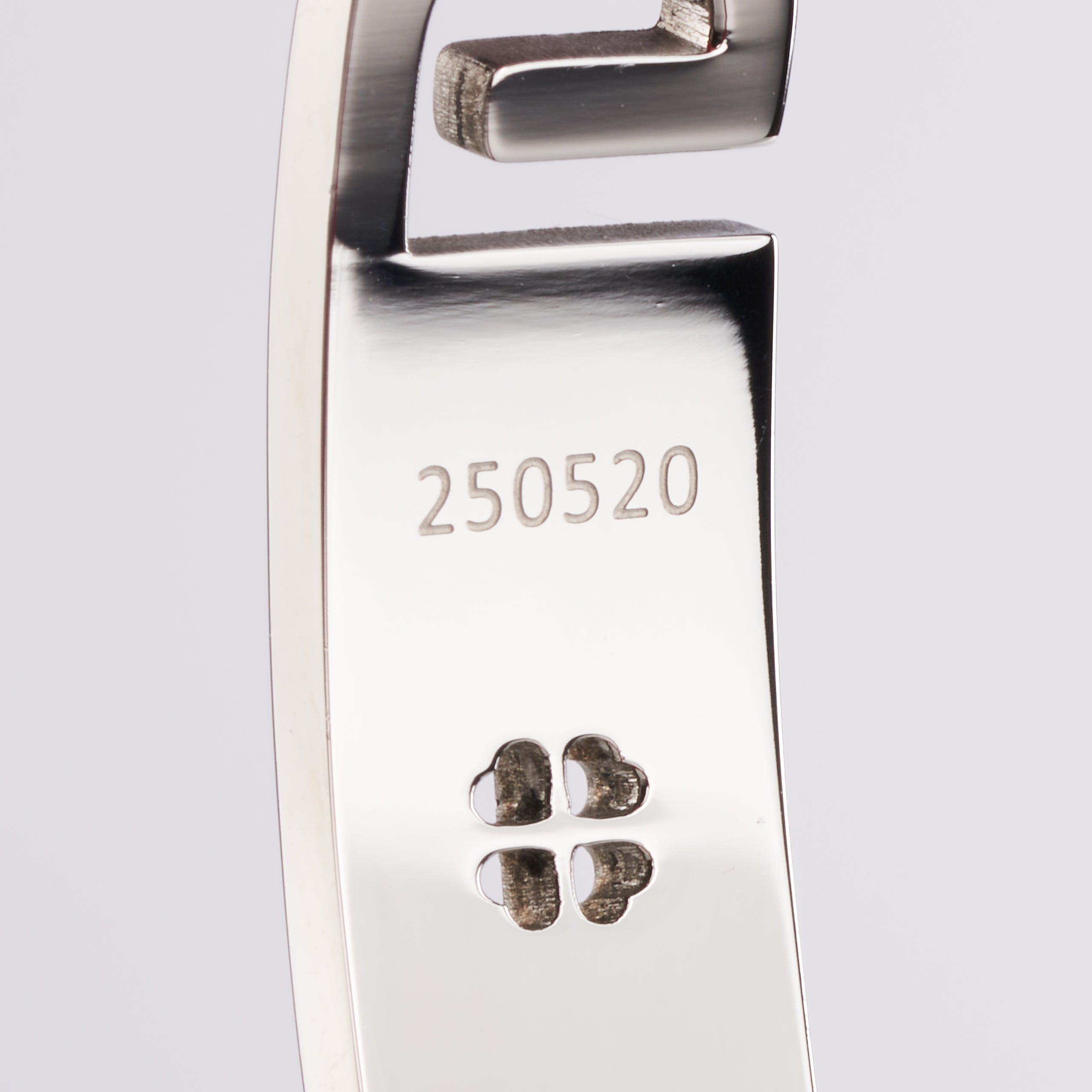 Bracelet with SYC medallion, matte silver