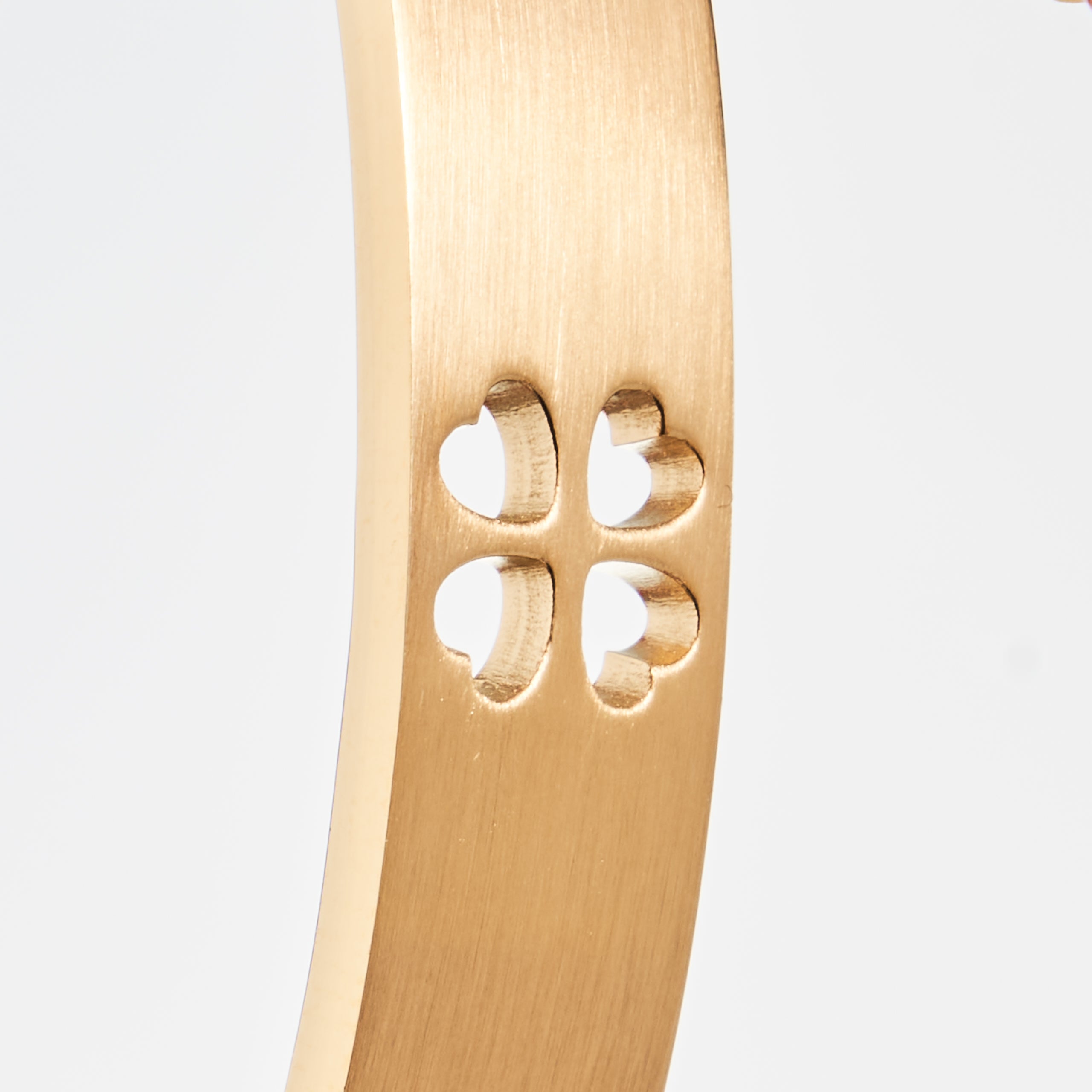 ONE WORLD Armreif gold gelasert