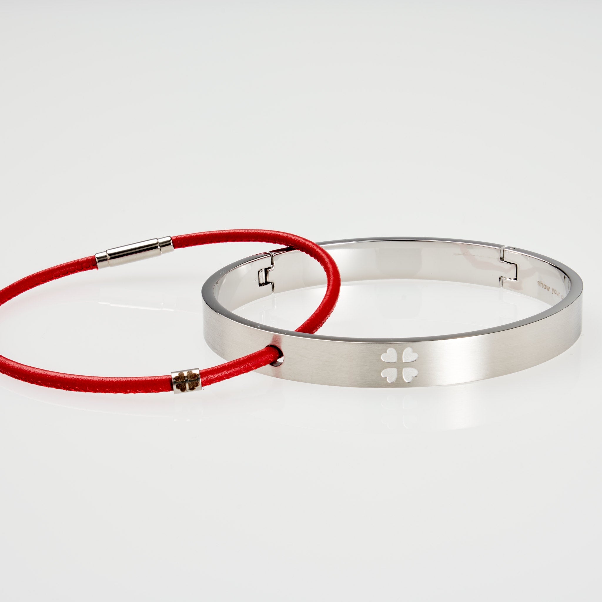 ONE WORLD Armreif silber graviert