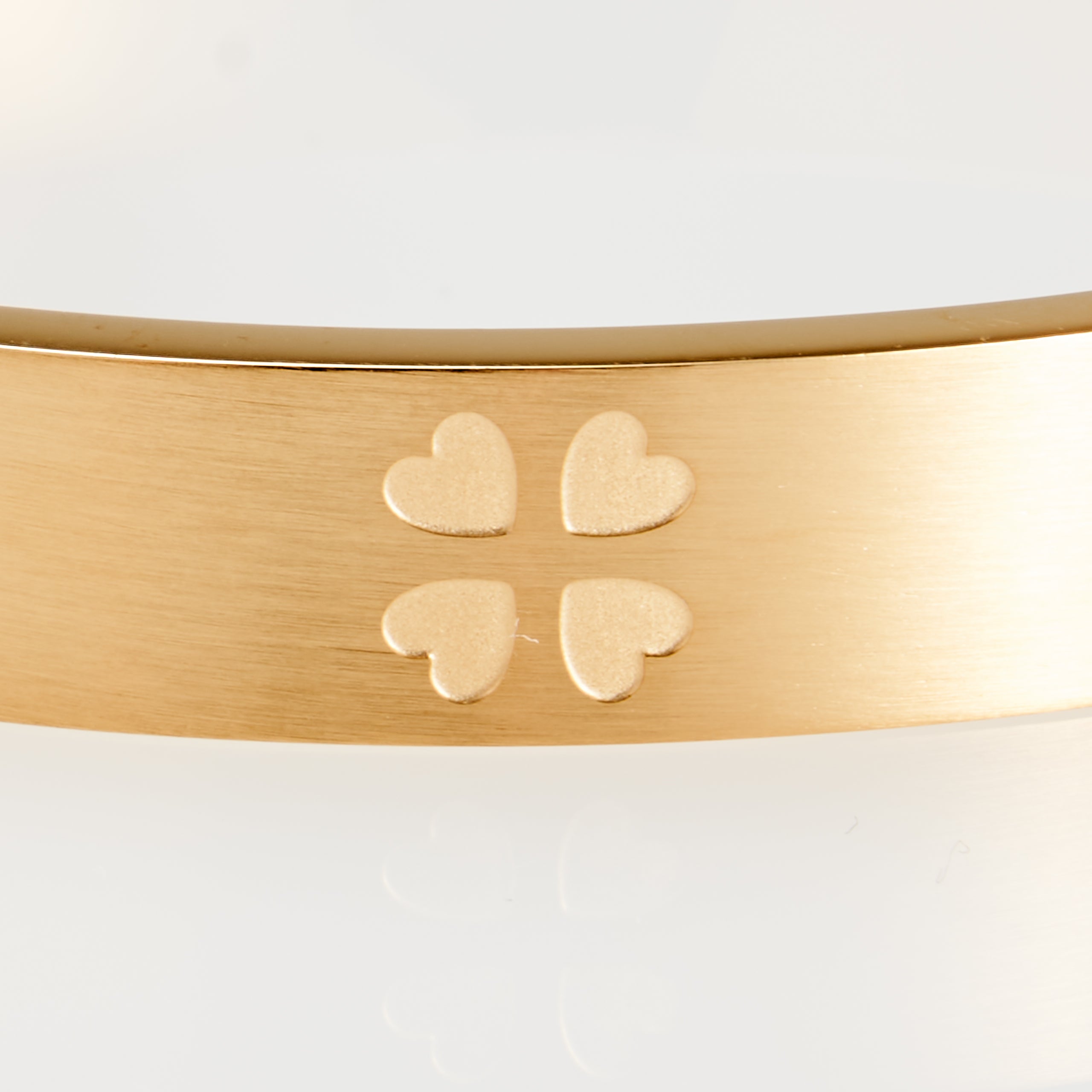 ONE WORLD Armreif gold graviert